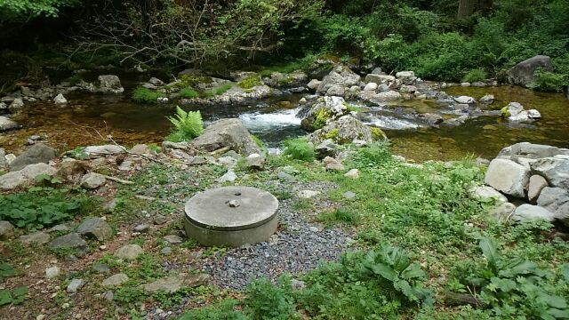 河川の中に井戸発見!!