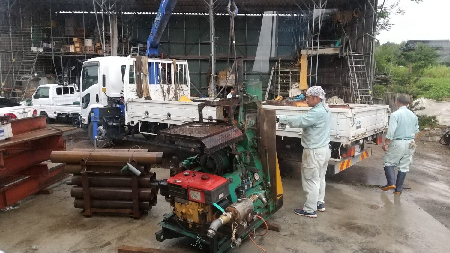 現場から機械撤収