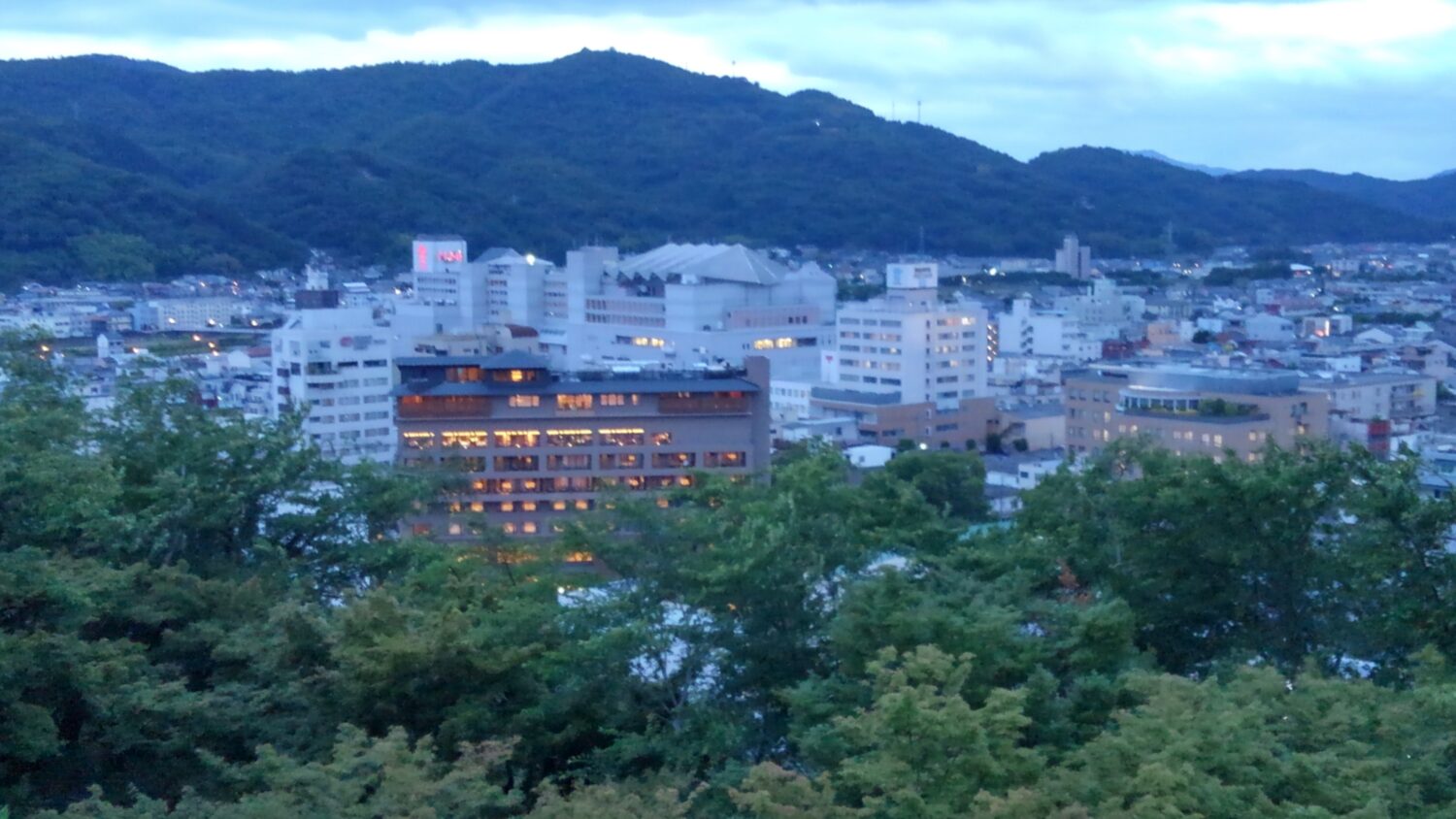 昨夜の津山城